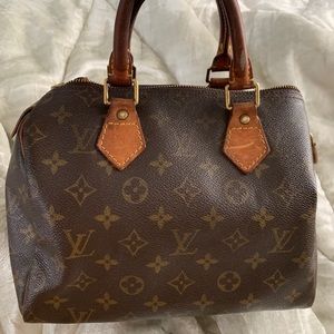 Vintage Louis Vuitton Speedy 25